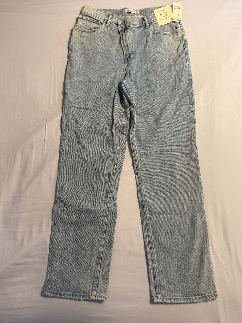 Abercrombie & Fitch The 90's Ultra High Rise Jean *NWT*